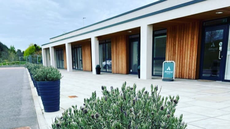 Sonshine Hollistic yoga studio exterior